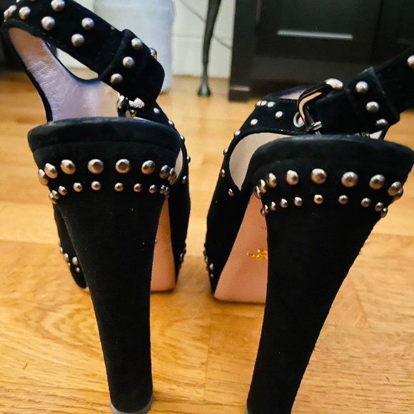 Prada suede studded platform heels  size 38.8 - Picture 4 of 6